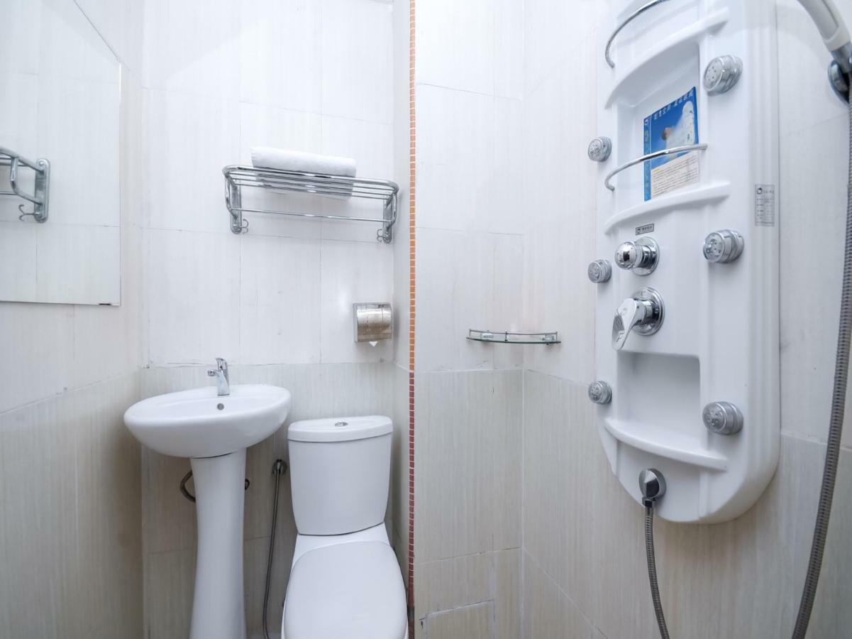 Kenyalang Suite Miri Zewnętrze zdjęcie